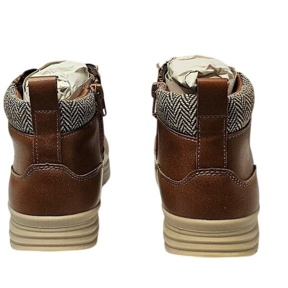 Big Kids Steve Madden  Round Toe Bootie Sneakers Boys Size 3 Cognac  NWT - Picture 3 of 7